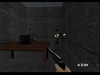 Goldeneye 007 sur Nintendo 64 - Agent - Mission 1 : Arkangelsk - part iii : Runway